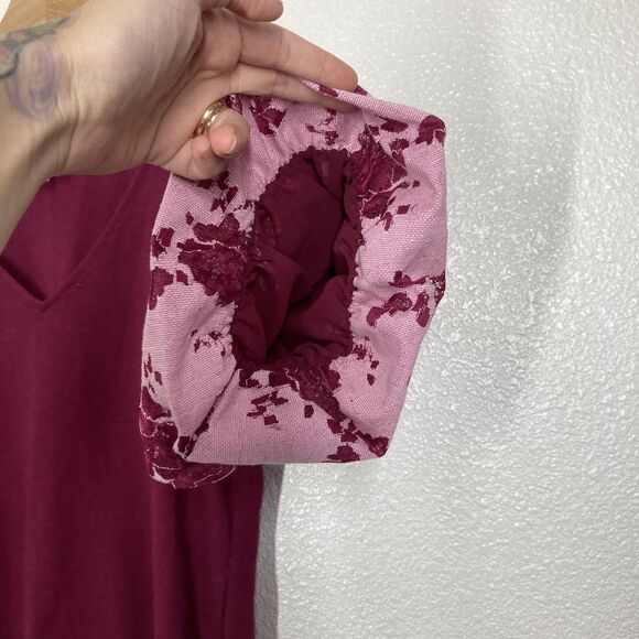 Dolan Shirt Womens Medium Burgundy Pink V-Neck Puff Sleeve Floral Lace Knit - Picture 9 of 16